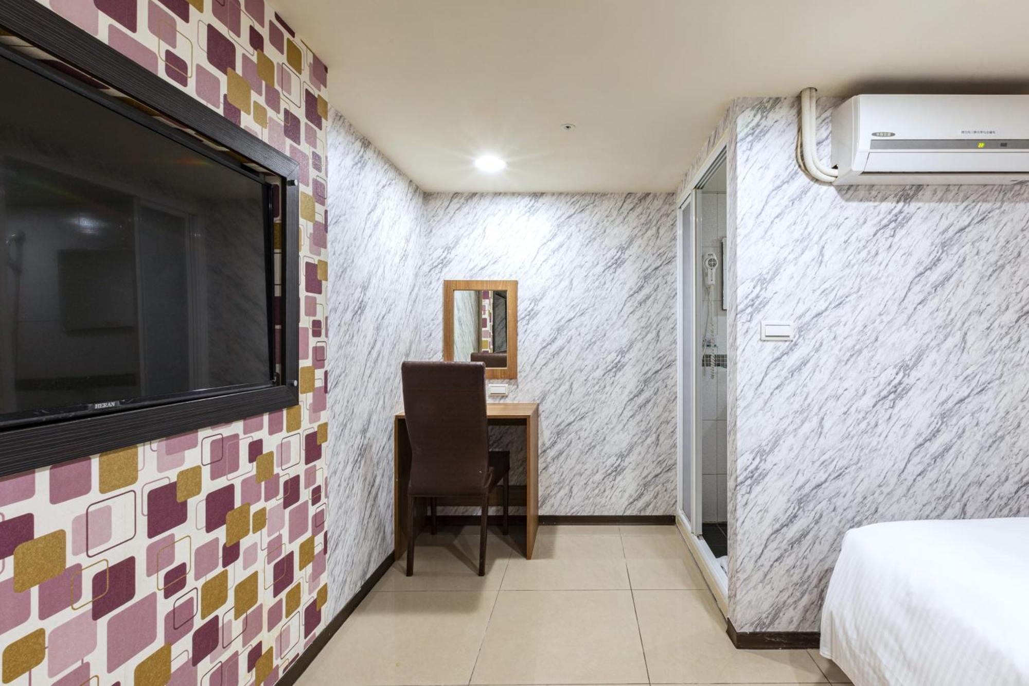 E Lim Hotel 中レキ市 部屋 写真