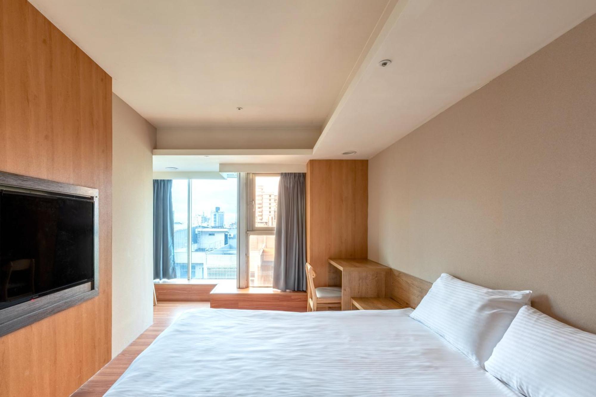 E Lim Hotel 中レキ市 エクステリア 写真