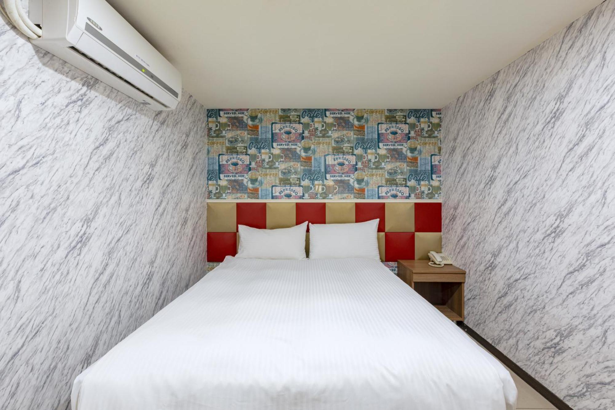 E Lim Hotel 中レキ市 部屋 写真