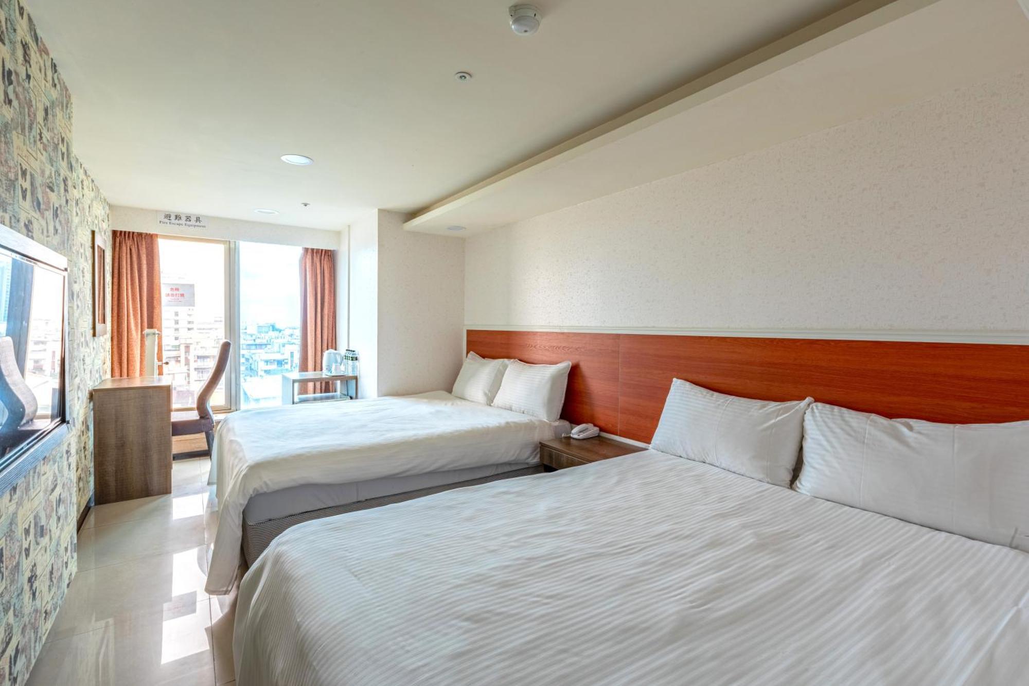E Lim Hotel 中レキ市 部屋 写真
