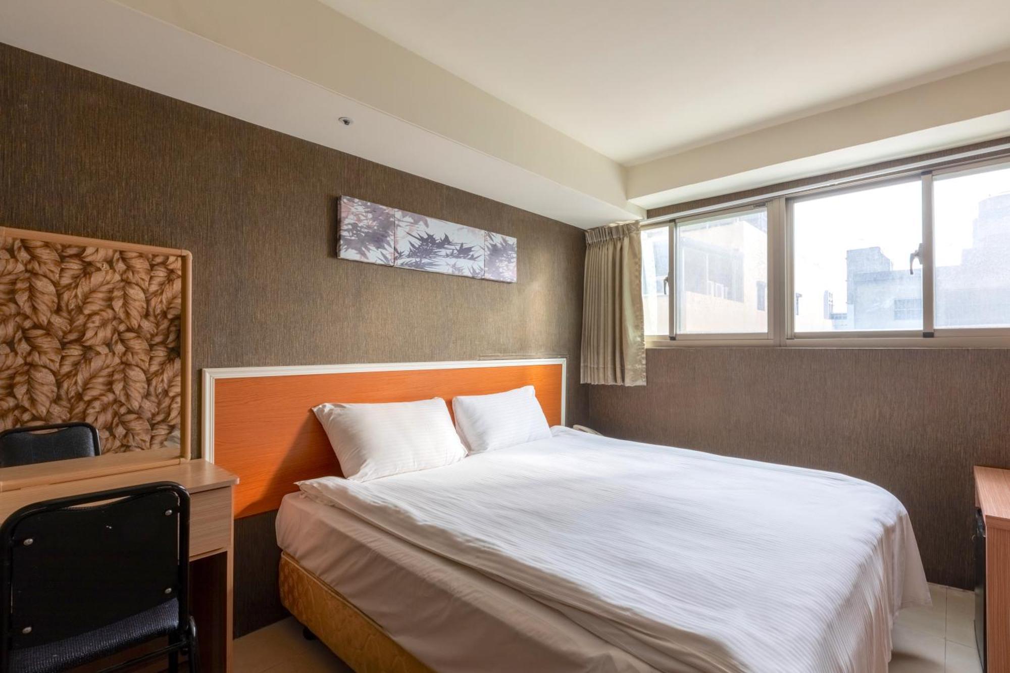 E Lim Hotel 中レキ市 エクステリア 写真