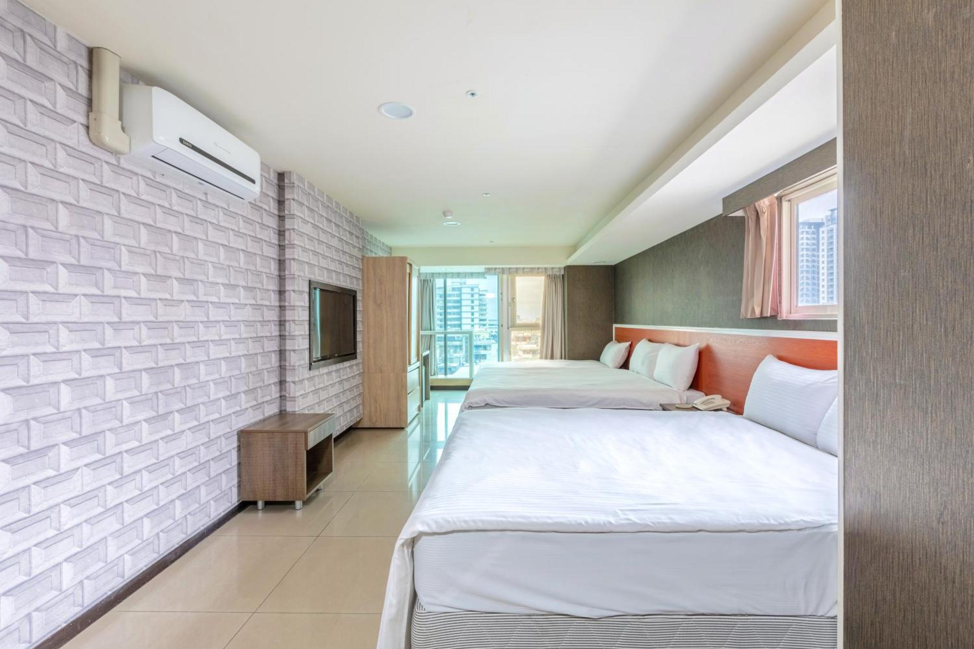 E Lim Hotel 中レキ市 部屋 写真