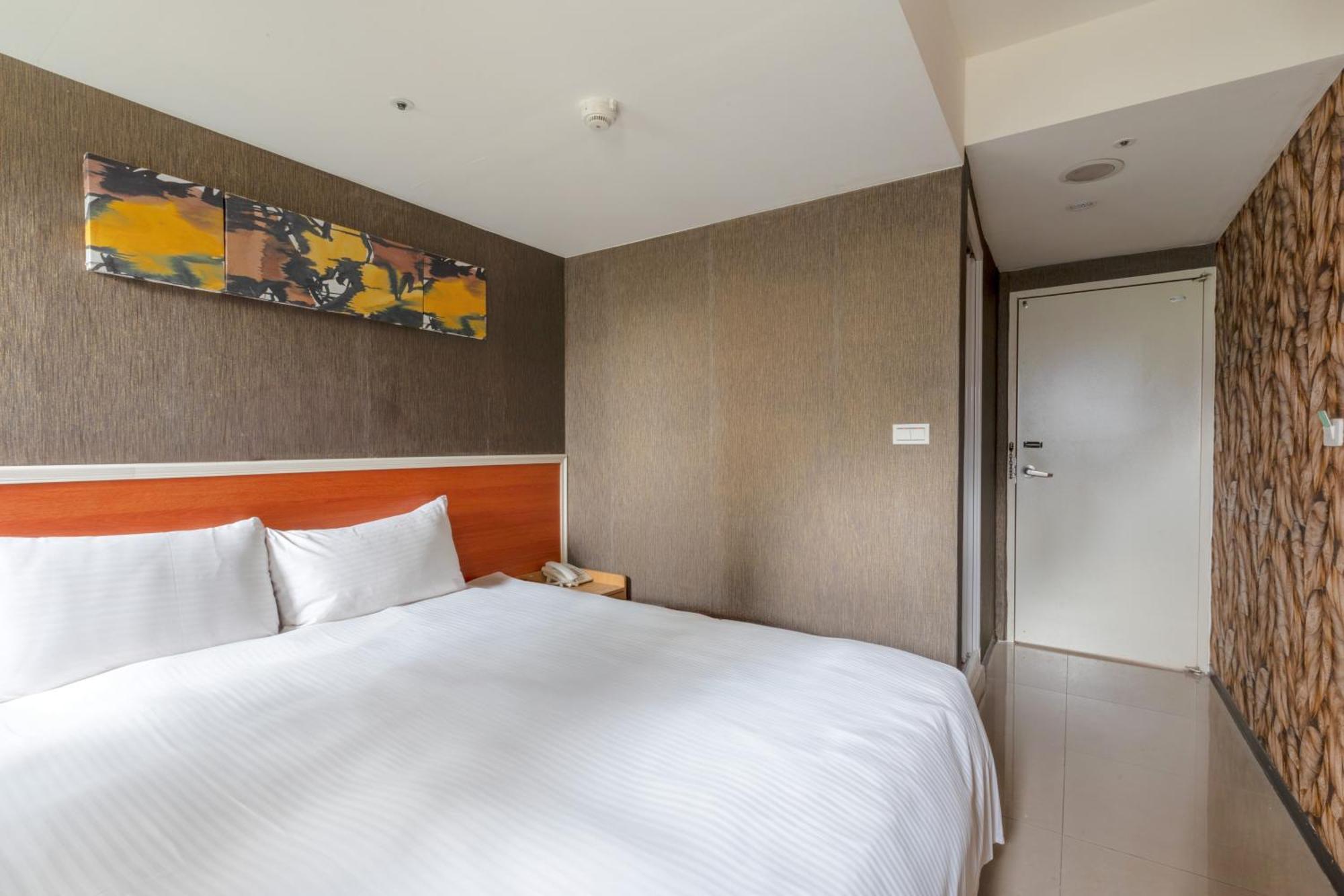 E Lim Hotel 中レキ市 エクステリア 写真